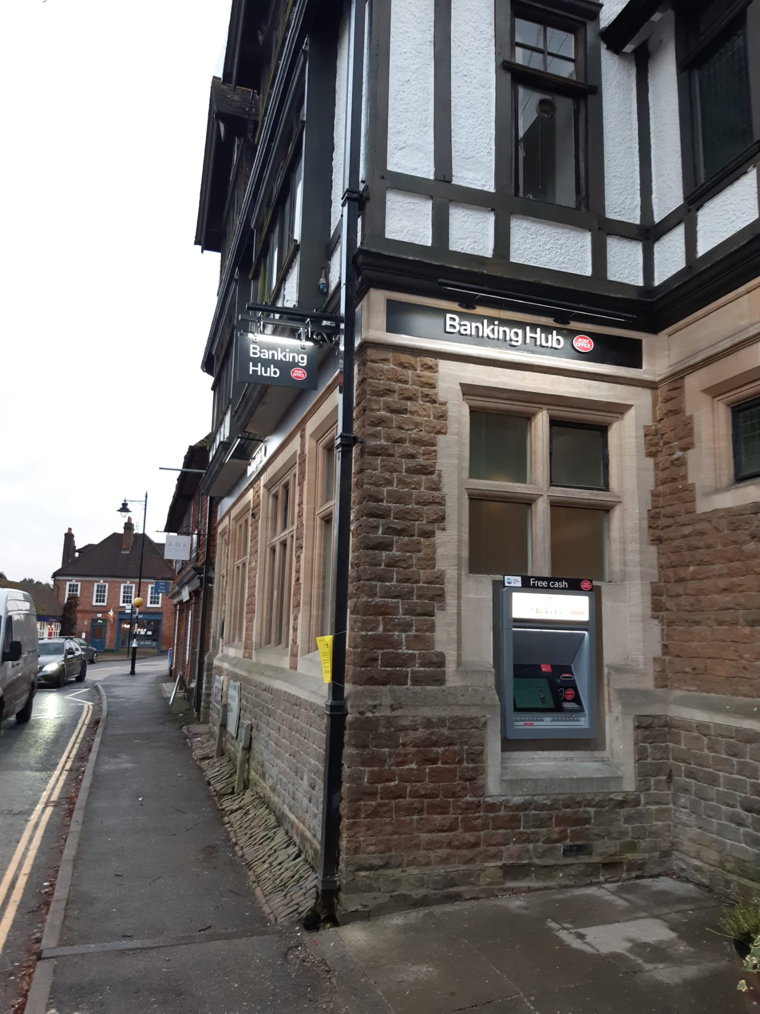 Cash Access UK - Haslemere (Surrey)